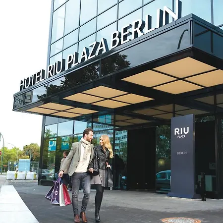 Riu Plaza מלון 4*