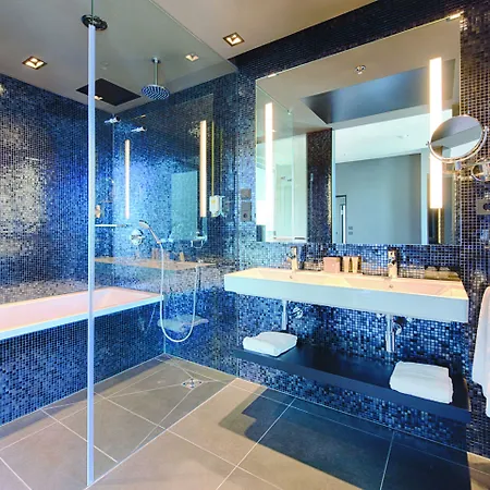 Riu Plaza מלון 4*