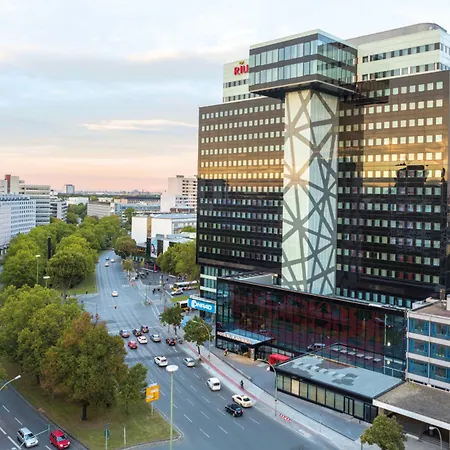 Ξενοδοχείο Riu Plaza 4*