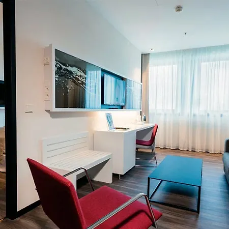 호텔 Riu Plaza 4*