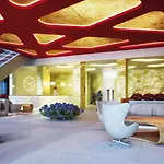 Hotel Riu Plaza 4*