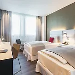 Riu Plaza מלון 4*