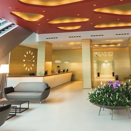 Hotel Riu Plaza 4*